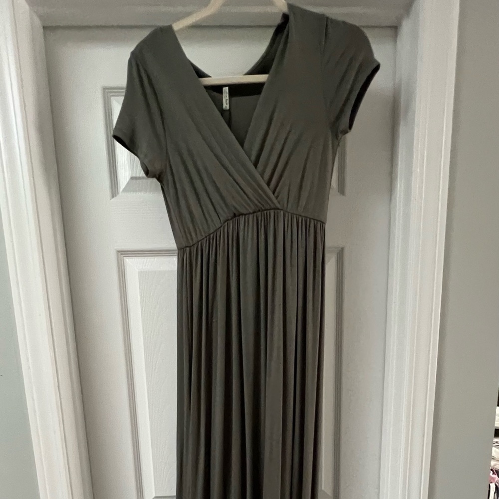 Maxi dress size S, olive